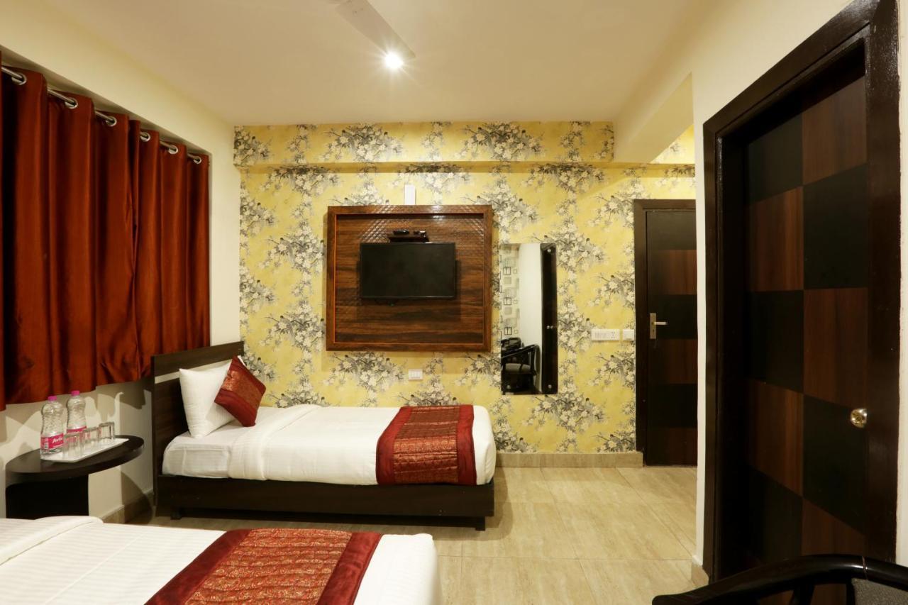 Hotel Airport Star Neu-Delhi Exterior foto