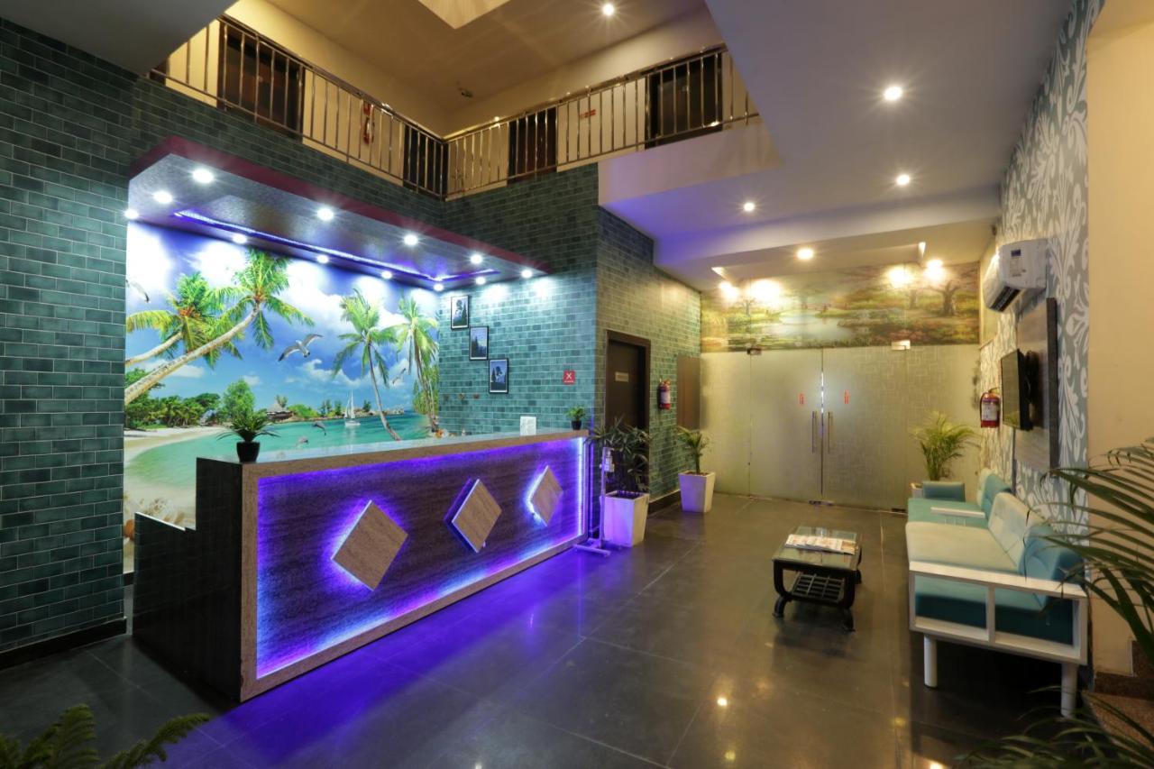 Hotel Airport Star Neu-Delhi Exterior foto