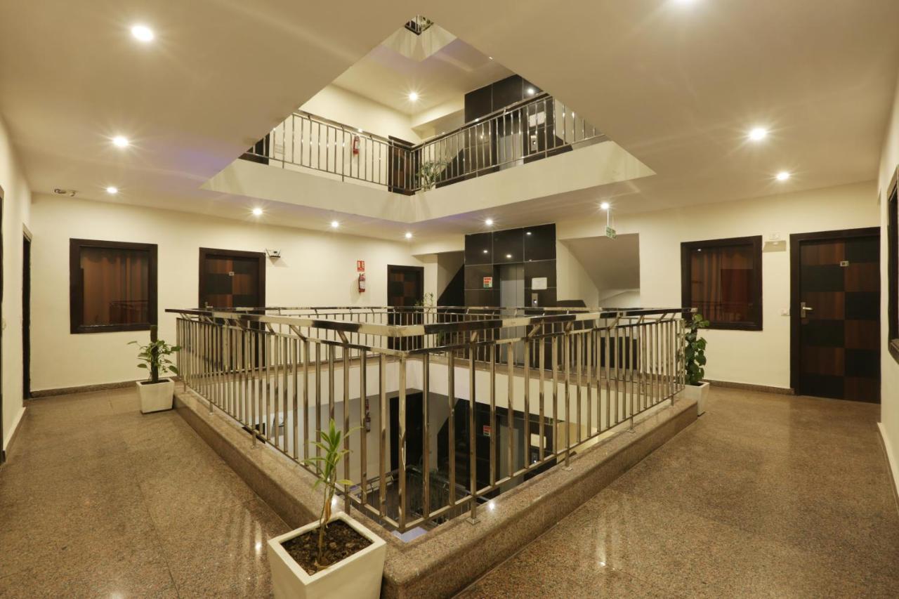 Hotel Airport Star Neu-Delhi Exterior foto